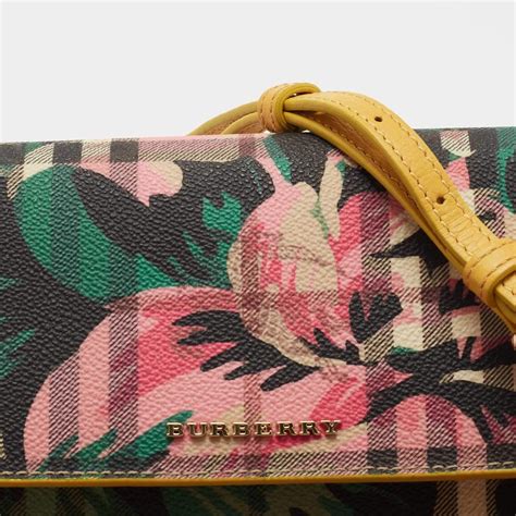 Burberry Izzy Haymarket Check Pattern Card Holder 